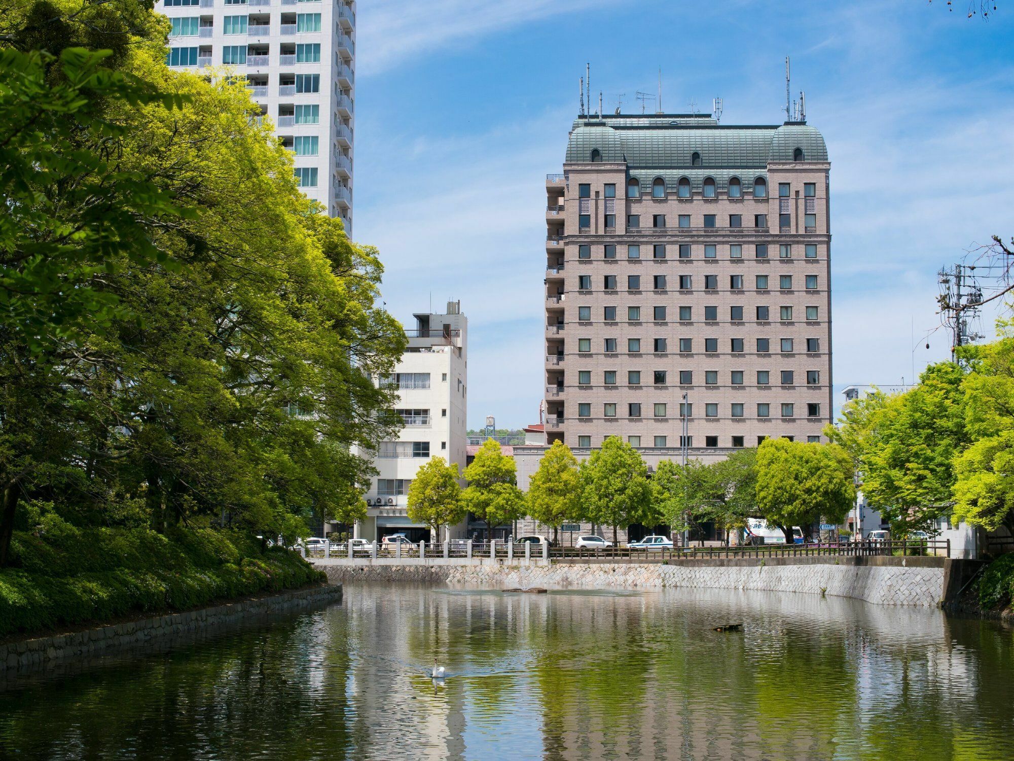 Apa Hotel Matsuyamajo-Nishi Мацуяма Экстерьер фото